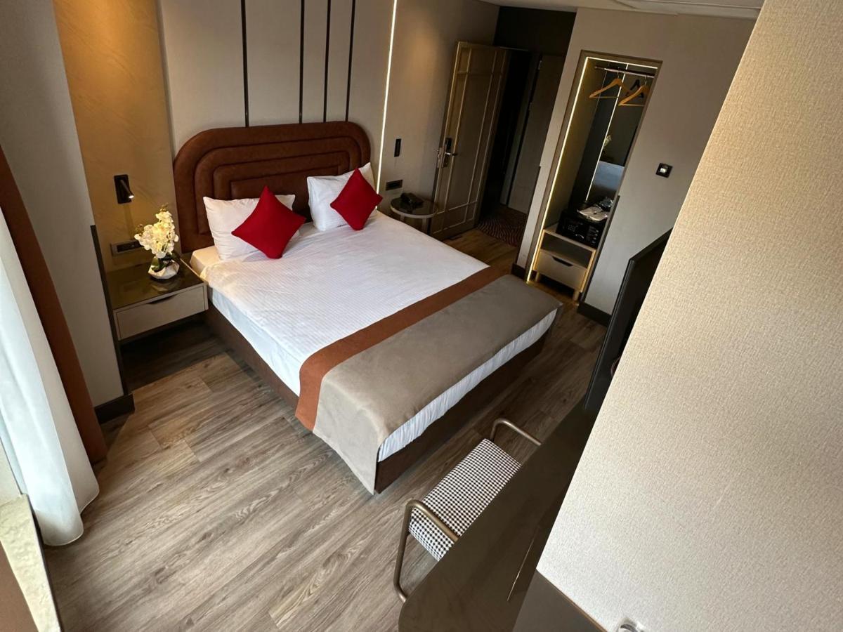 Otel Sky 4*